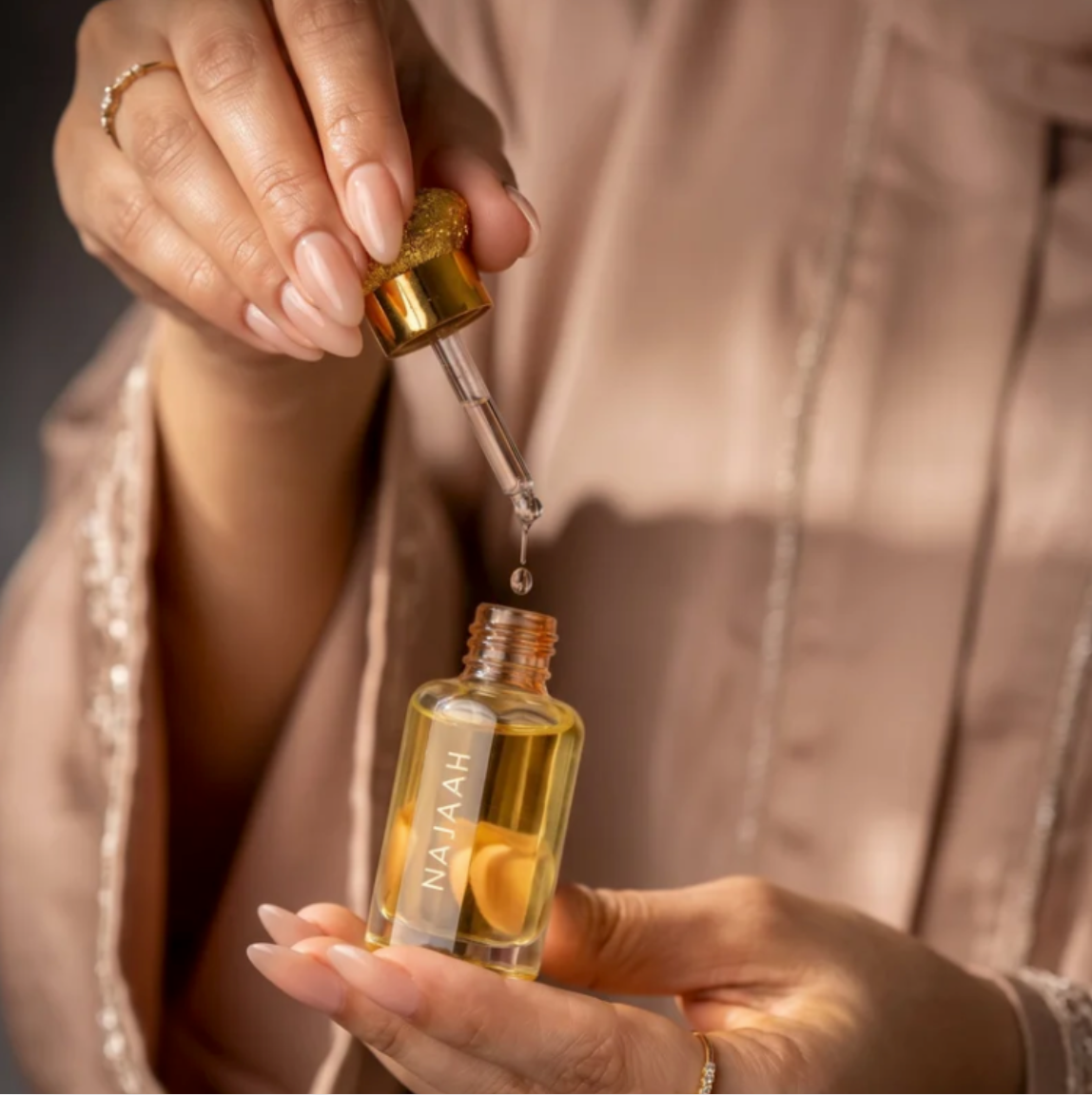 Najaah — The Fragrance of Graceful Success (Winning Hearts)